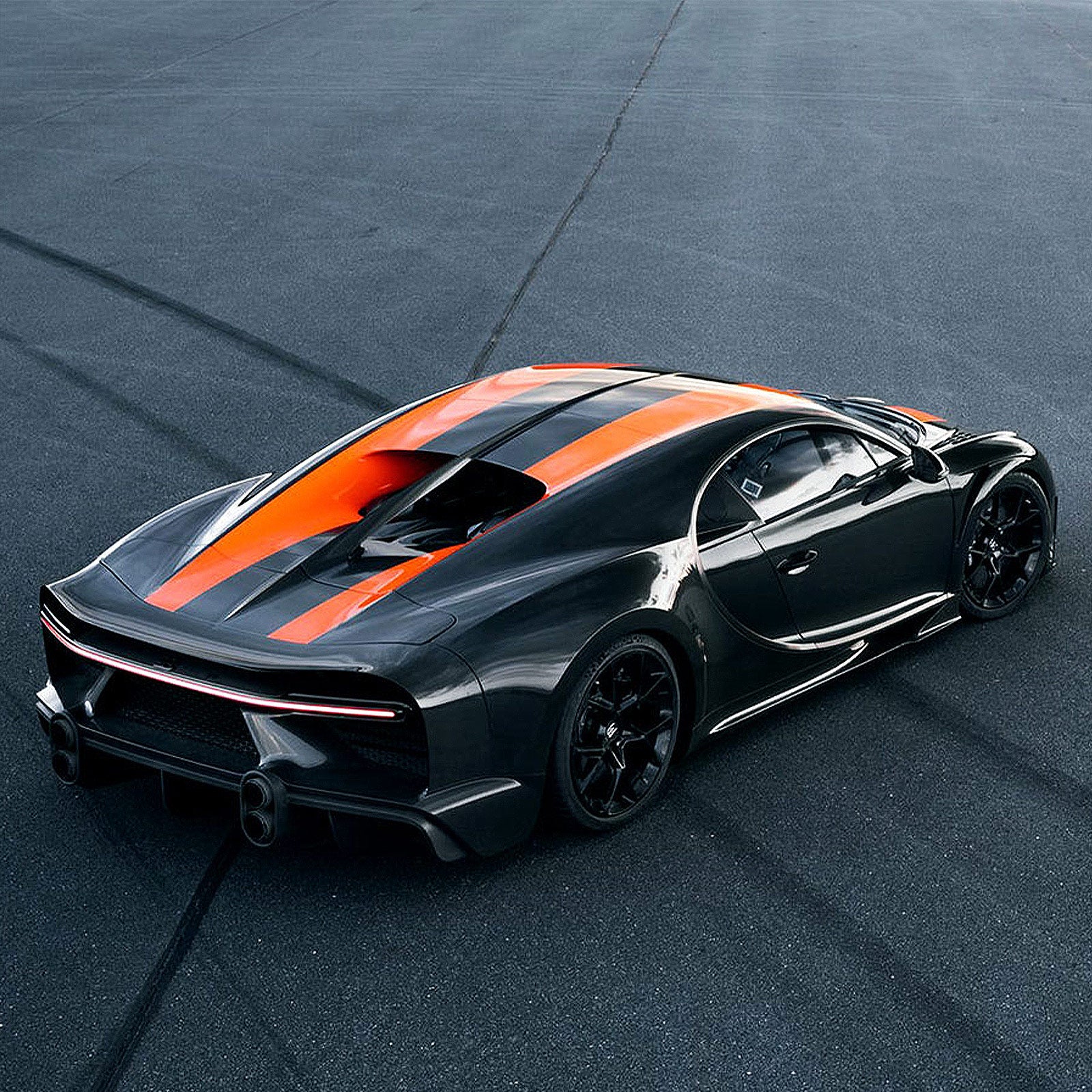 Master & Dynamic for BUGATTI