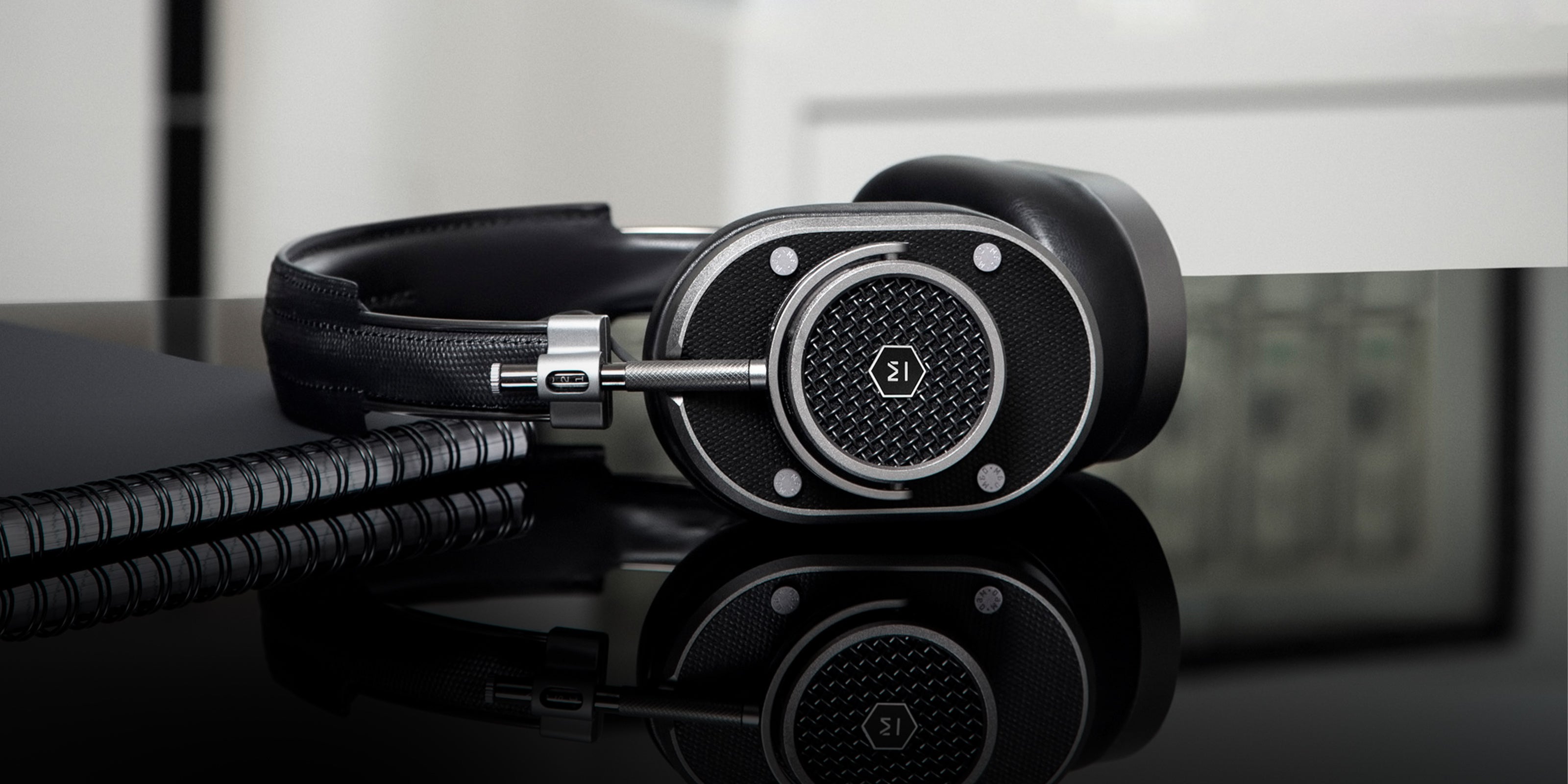 MH40 Wireless Headphones