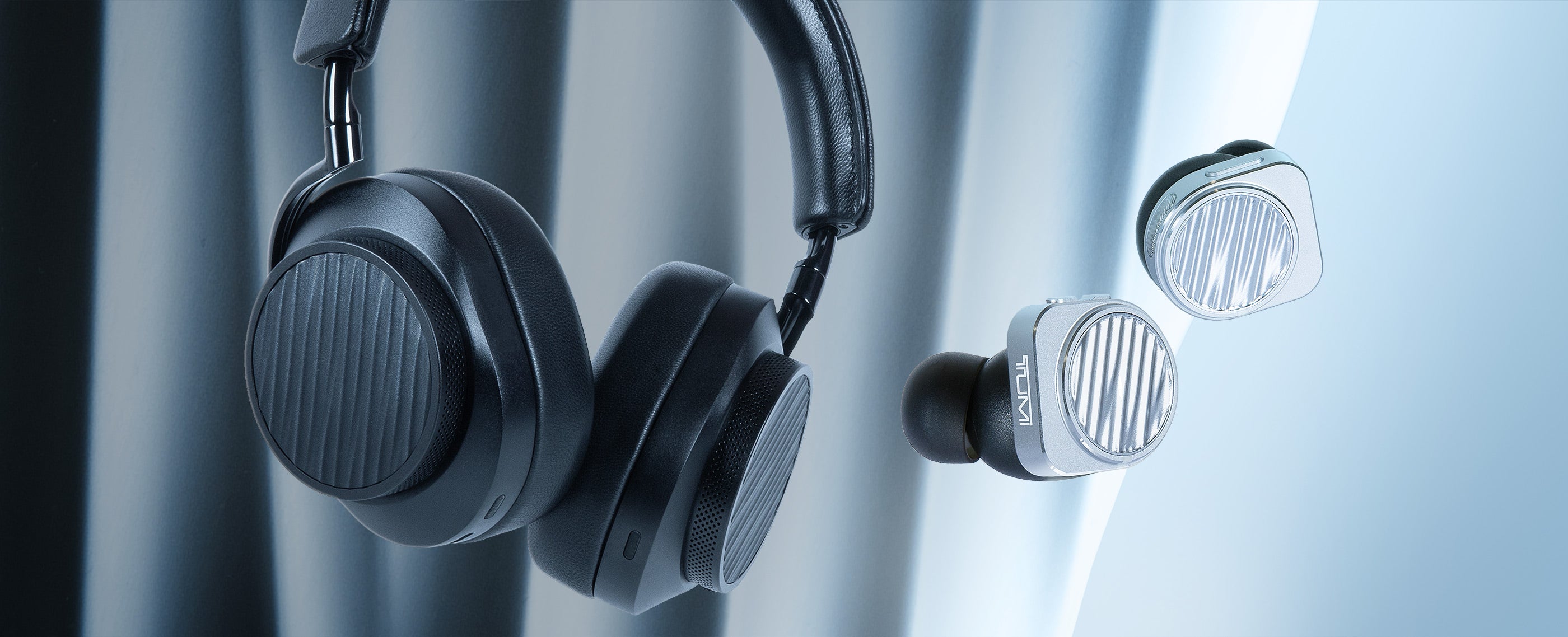 Master & Dynamic X TUMI | Master & Dynamic